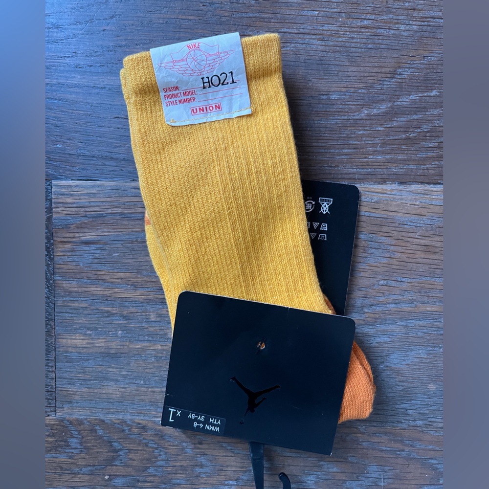 NWT Nike x Union Mustard Yellow Gold Crew Socks S Women's 4-6/Kid's Youth 3Y-5Yg